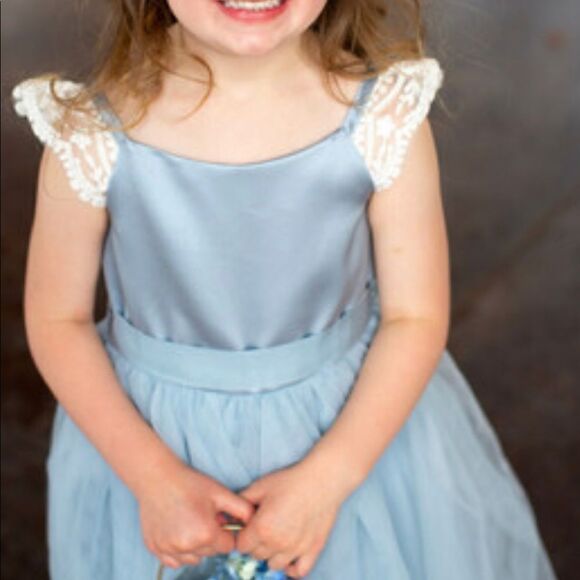 David’s bridal blue tulle flower girl dress with lace sleeve 4 - Picture 3 of 7